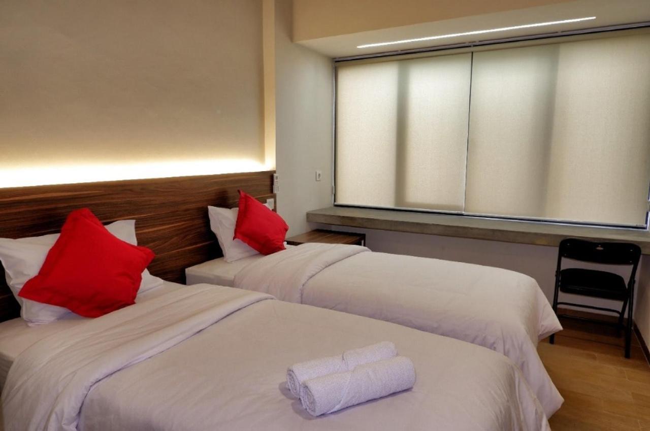 Guest House 555 Nki South Tangerang Екстер'єр фото